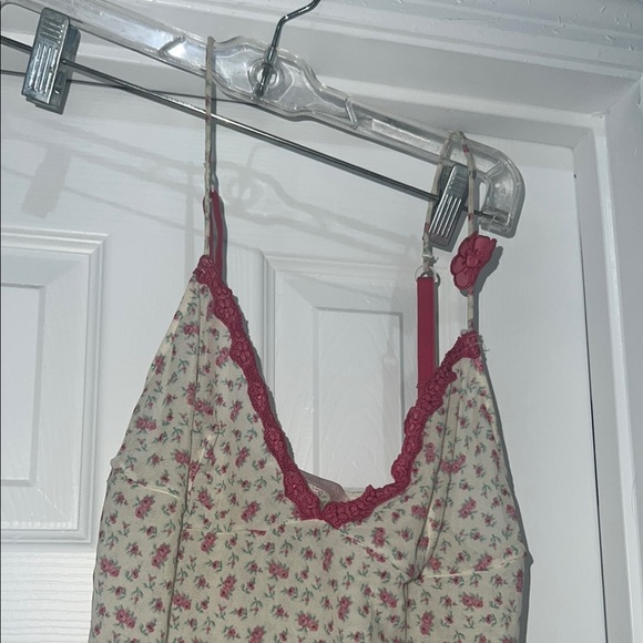 Victoria's Secret Cream and Red Floral Chemise - Picture 2 of 9